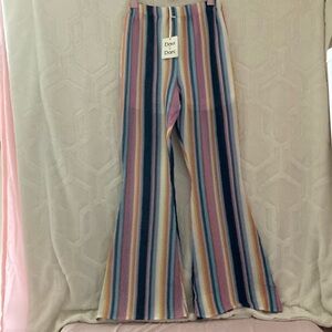 NWOT  Bery Cute Dress Up or Down Flare Pants